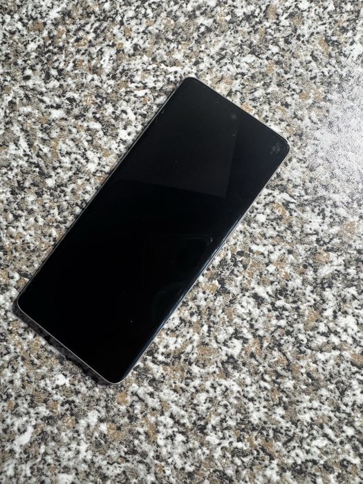 Продам телефон Realme 10 Pro+5G