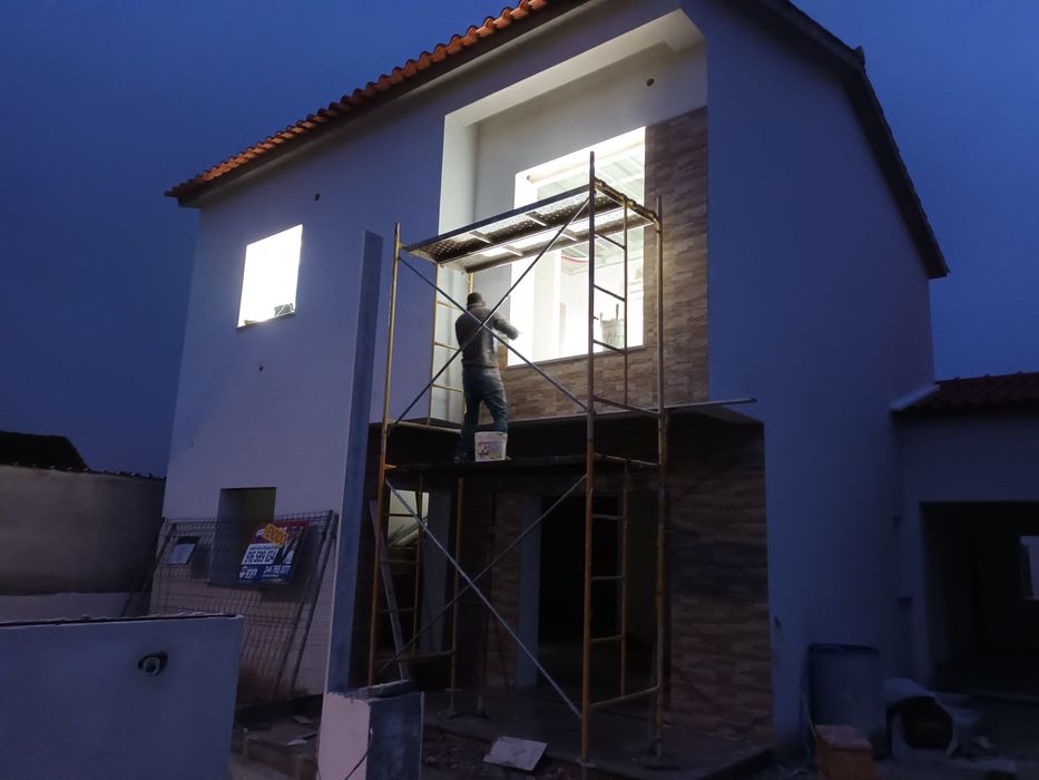 FMV REVESTIMENTO, Fazemos remodelação completa interior e exterior .