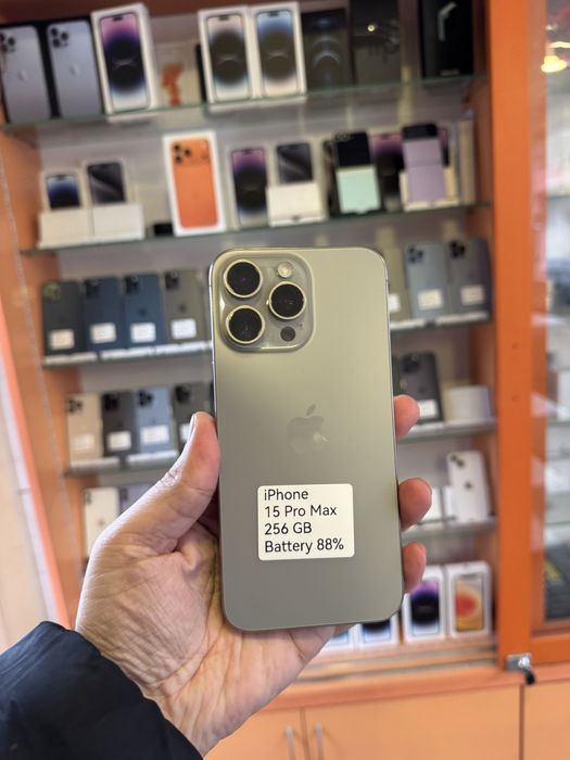 iPhone 15 Pro Max 256 GB физ сис