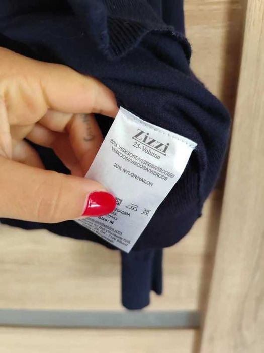 granatowy sweterek zizzi M 46/48 na guziki