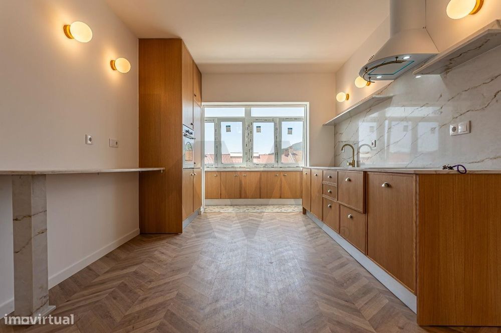 T3 with Design Project | 109 m² | 50 m² Open Space | Liceu Neighborhood