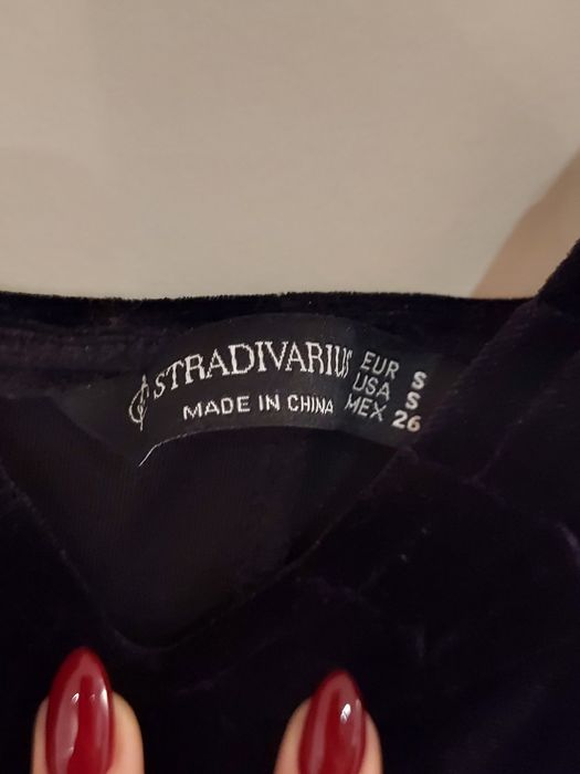 Macacão veludo Straduvarius