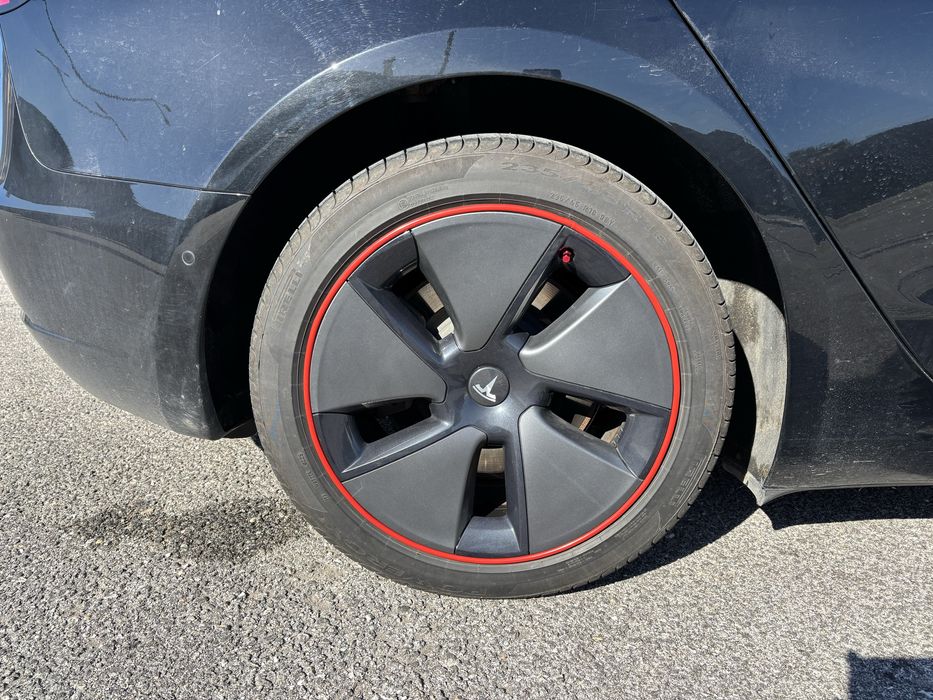 tesla model 3 long renge dual motor (financiamento se tiver interesse)
