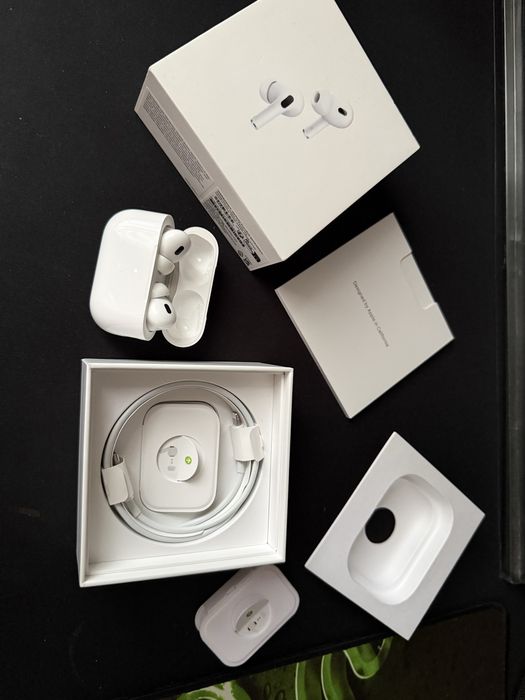 AirPods Pro 2 + zestaw nowych gumek