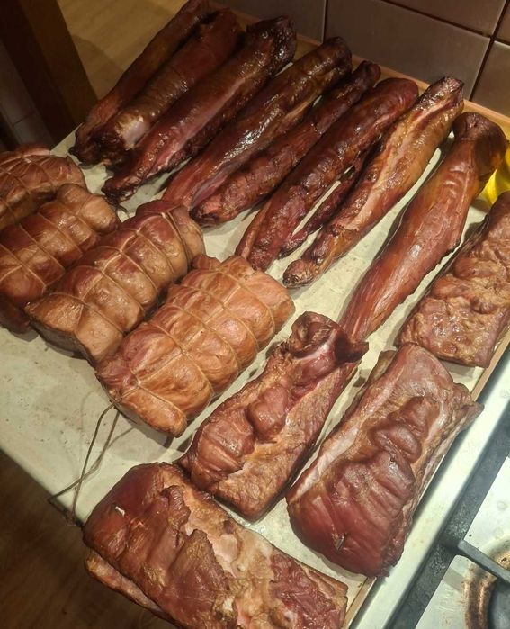 Wyroby wiejskie kiełbasa sery (%)