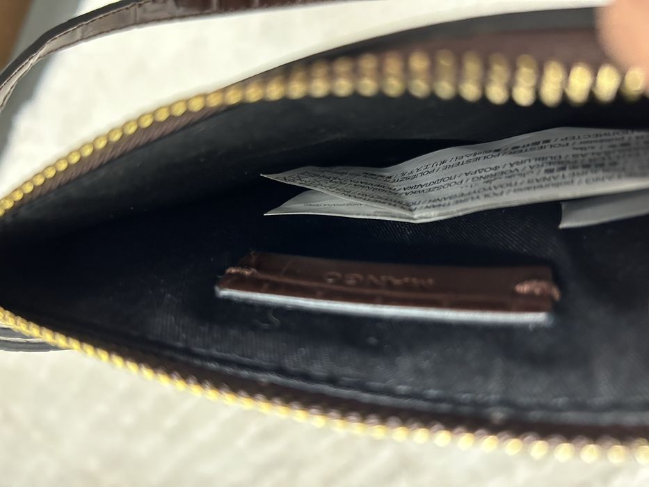 Сумка бананка бренду Mango