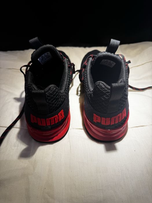 Sapatilhas Puma completamente novas