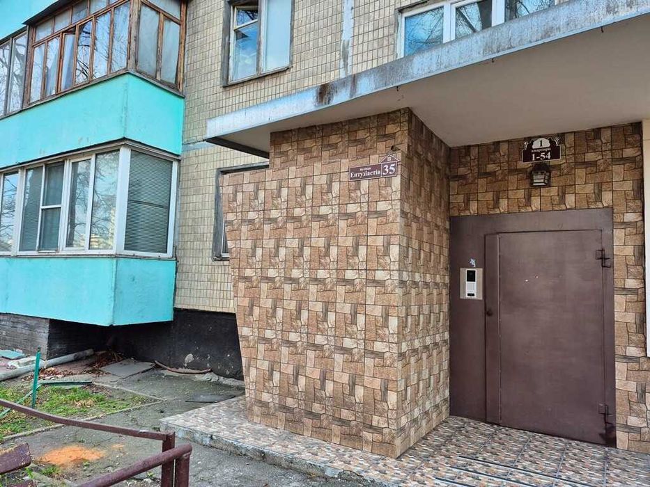 Оренда 2-кімнатна квартира на Русанівці, вул. Ентузіастів, 35