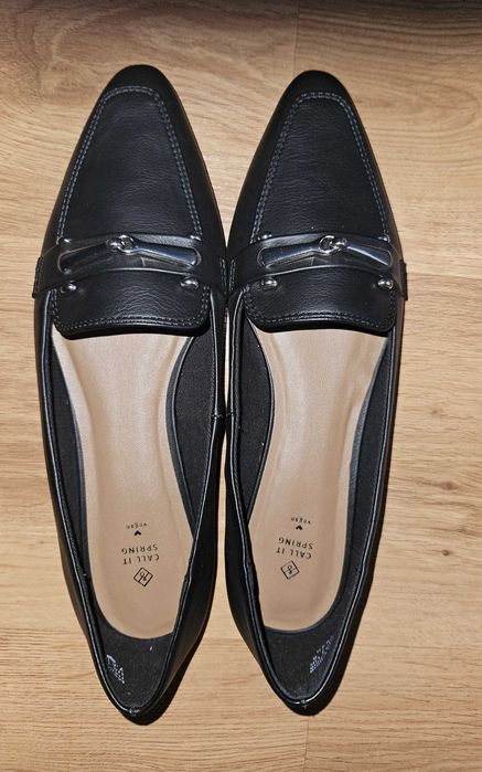 Call It Spring – Czarne loafersy na płaskiej podeszwie