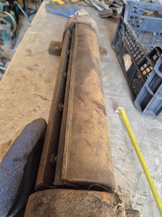 Wał do wyrówniarki / strugarki 40 cm z oprawami i kołem. Heblarka, grubościówka