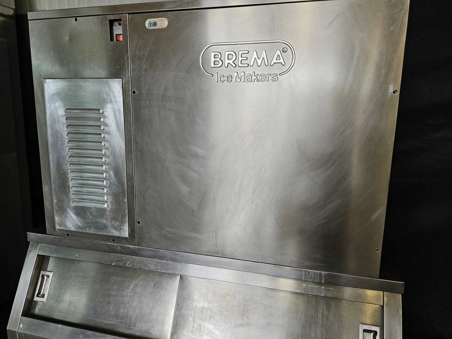 Máquina de gelo em cubos 300kg/24H