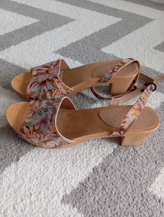 Nowe buty skóra Sanita 41