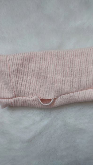 Nowe z metką opaska prążkowana kremowa