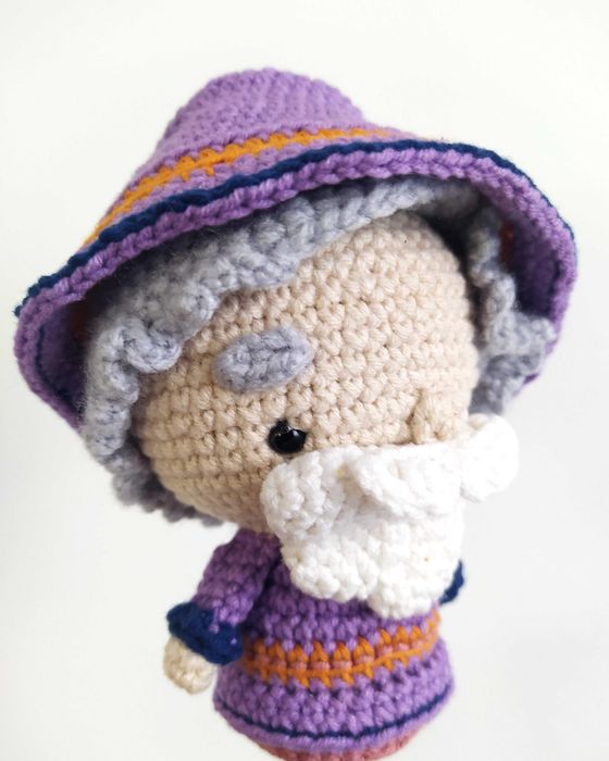 ręcznie robiona maskotka -figurka czarodziej- prezent handmade