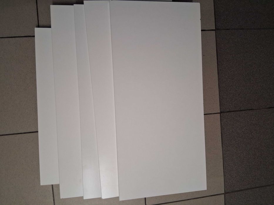 Półki białe,  nowe (5 szt.)