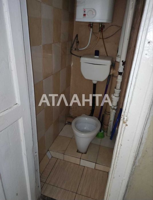 Продам комнату в коммунальной квартире по   ул. Космонавтов.