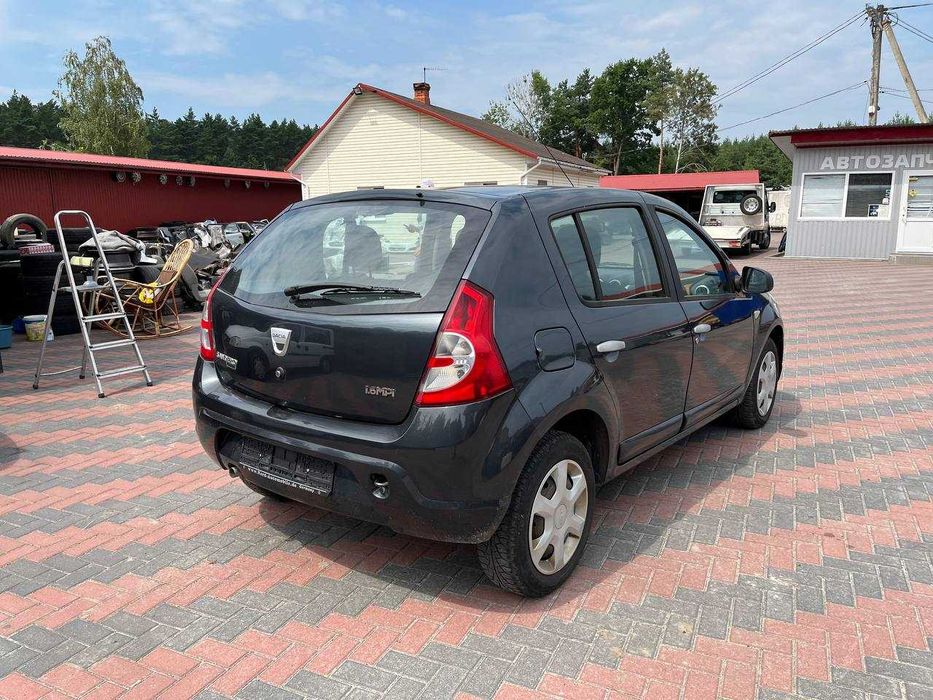 Авторазборка DACIA Sandero (Дача Сандеро) 2008-2012р запчасти шрот