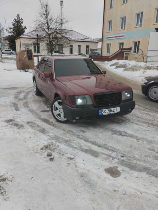 Продам Мерс 124,3.0 дизель автомат ОМ606