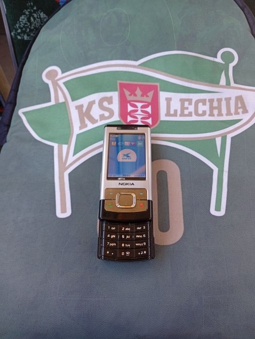 Nokia 6500s  Slide