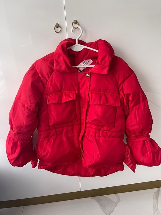 Czerwona kurtka rozmiar m