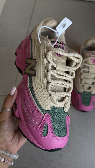 New Balance 1000 Real Pink Sandstone