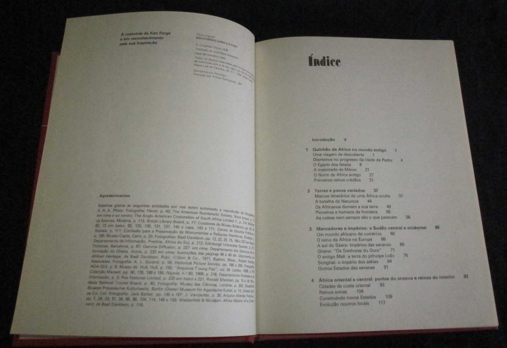 Livro À descoberta do passado de África Basil Davidson