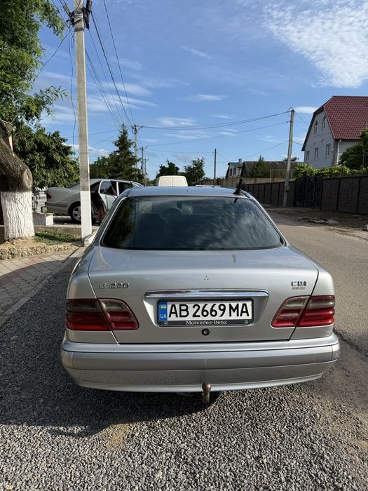 Mercedes-Benz E-Class 2001 VIN WDB2100061B340451 фото оголошення 5 з 8