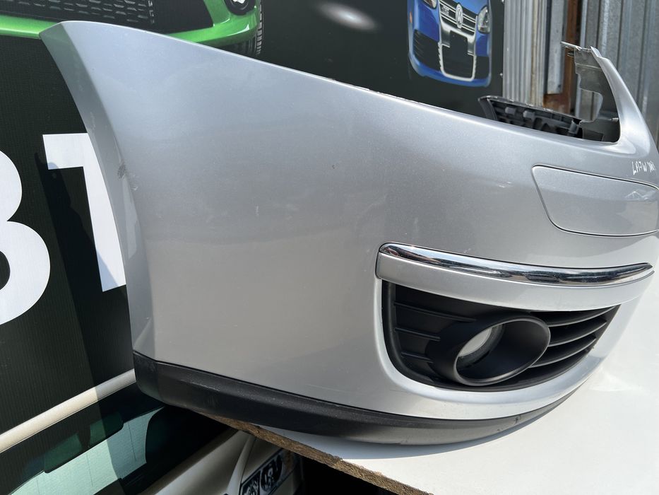 Бампер передній Гольф 5 Універсал бампер передний Golf 5 LA7W