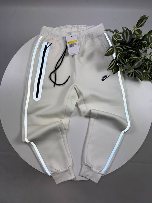 РОЗПРОДАЖ ‼️Рефлективний Костюм Nike Tech Fleece 2 рефлективний