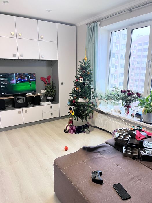 Продаж 2к 67/35/10 квартира в Петрівському кварталі власник