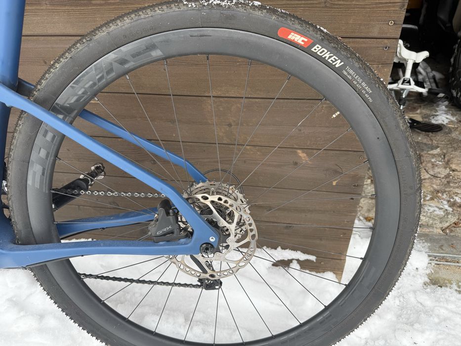 Cannondale Topstone Carbon  Rozmiar M 5/ koła Evanlite carbon/ opony IRC Boken 700x40C