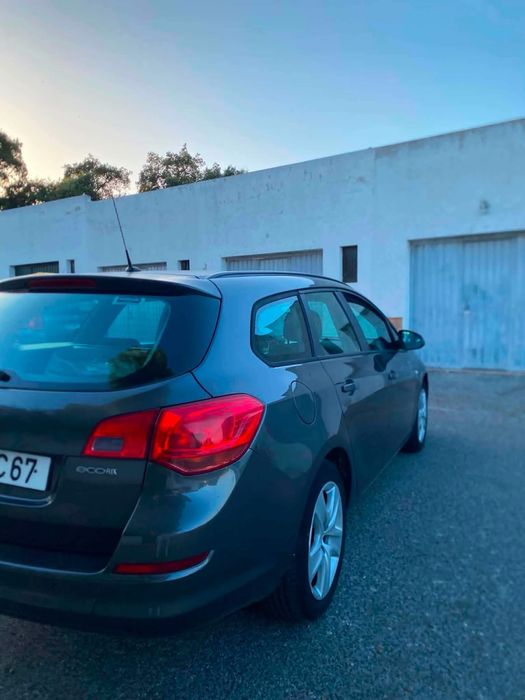 Opel Astra Sports