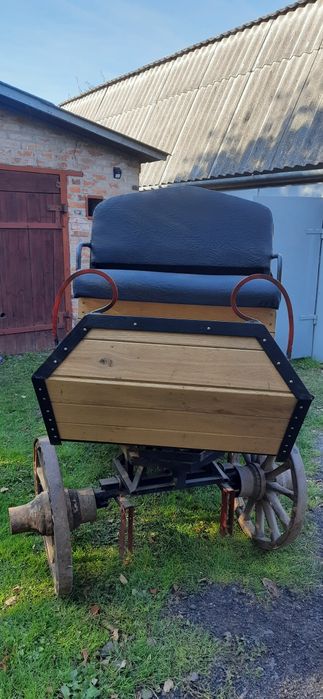 Карета           .