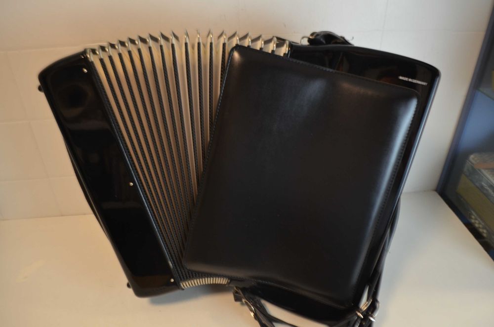 Acordeao Hohner Tango IV P 4 Voz 96 Baixox, N . 294