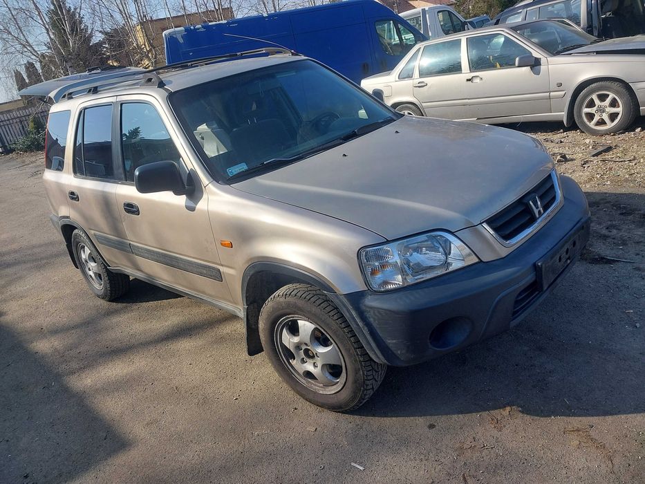 Posiadam czesci honda cr-v  1  2.0 16v  1999r