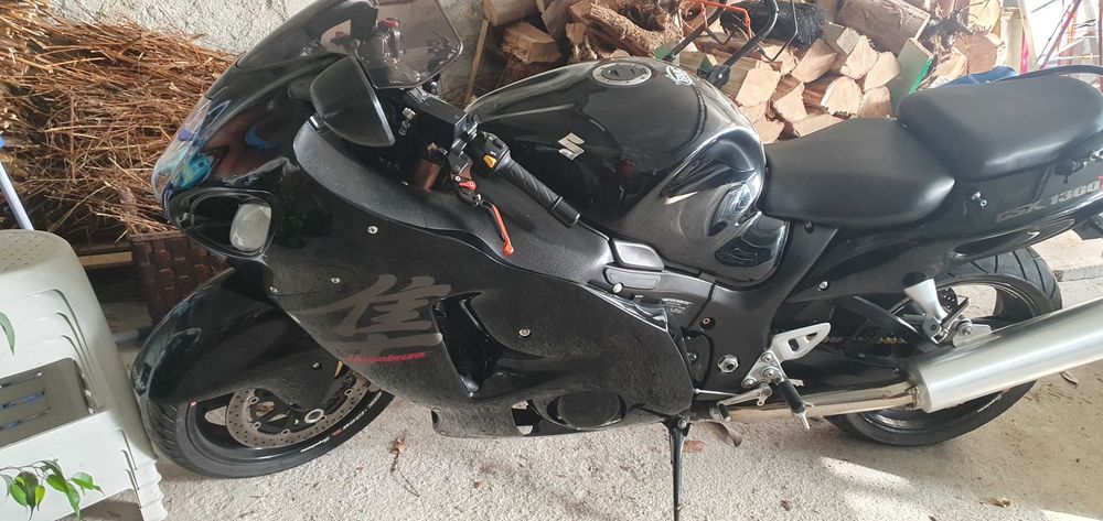 Vendo ou troco por pan european 1300 fjrhayabusa 2007 com 25mil km