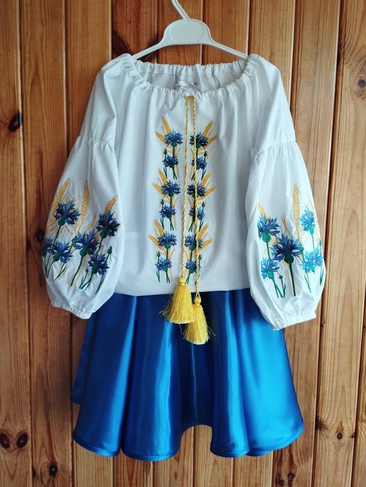 Атласна спідниця для дівчинки