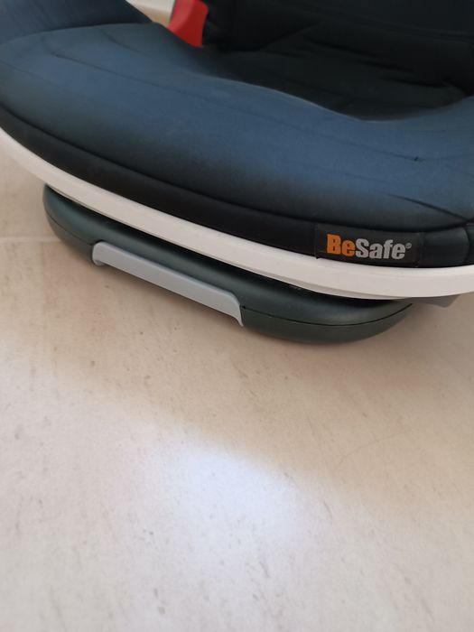 Cadeira auto BeSafe iZi Flex S FIX com ISOFIX – 15–36 kg