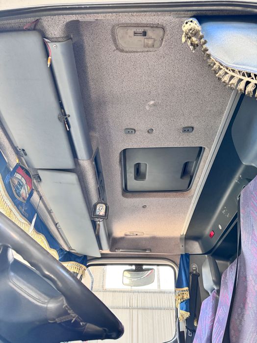 Маніпулятор Mercedes-Benz Atego