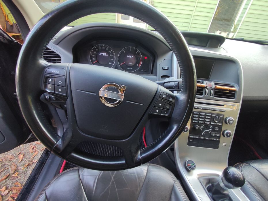 Продається авто Volvo XC60