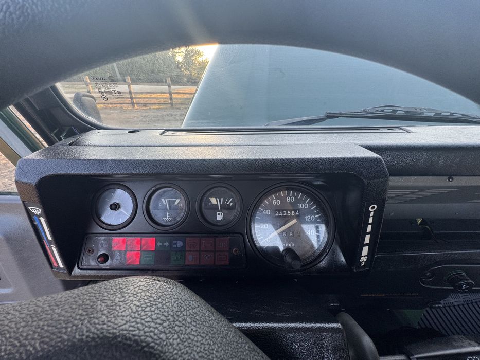 Land Rover Defender 300 tdi HCPU
