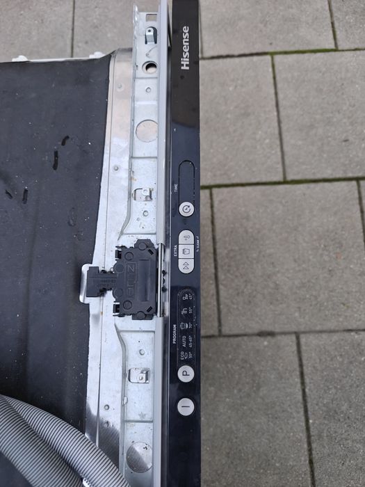 Zmywarka Hisense uszkodzona