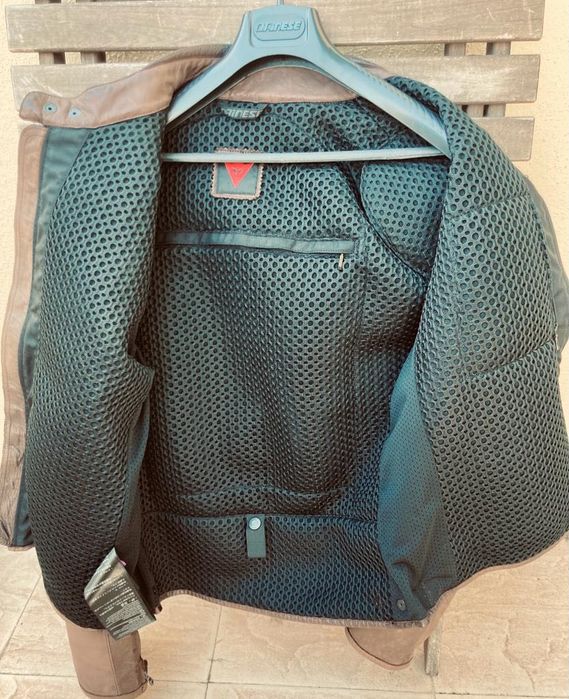 Blusão Dainese em Pele