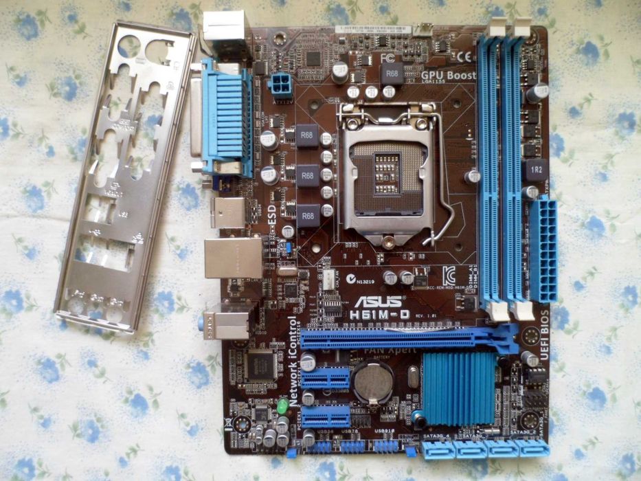 Материнська плата   Socket 1155   Asus H61M-D