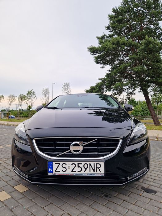 Sprzedam Volvo V40 1.6 Benzyna, 2014 r.
