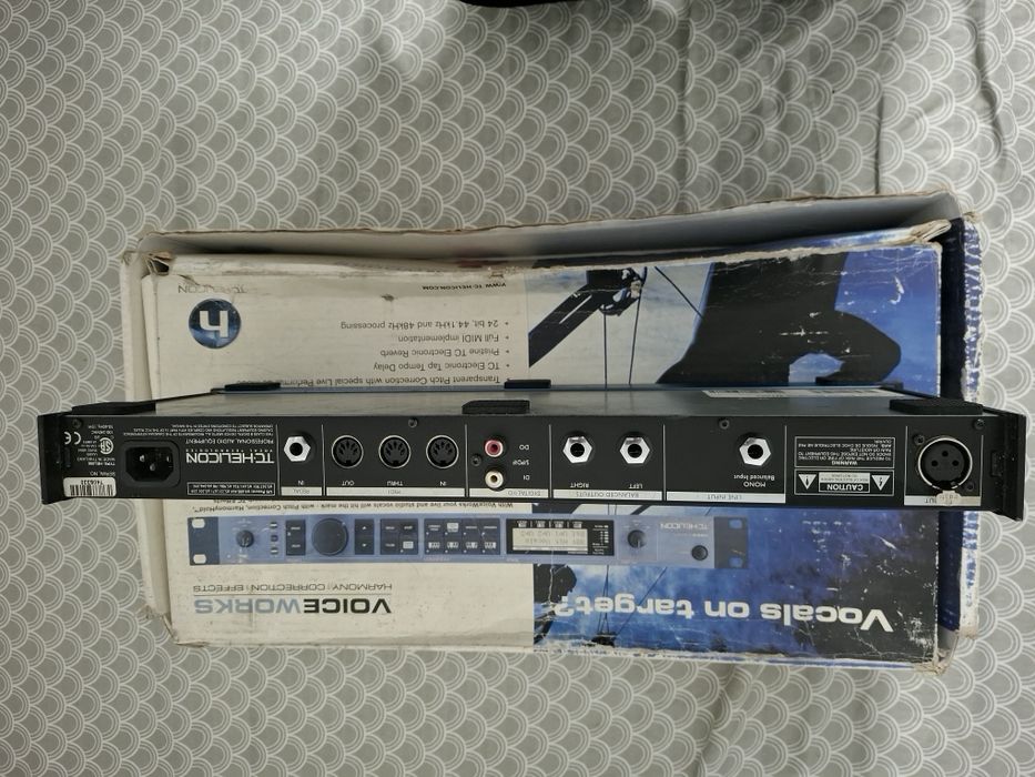 Processador de audio TC  Helicon Harmony