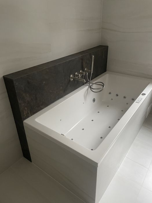 Uslugi glazurnicze Remonty Łazienek Płytkarz