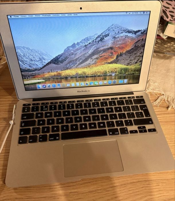 Macbook air 11 polegadas