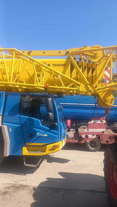 Автомобильный кран 220 тонн. TADANO ATF220G-5