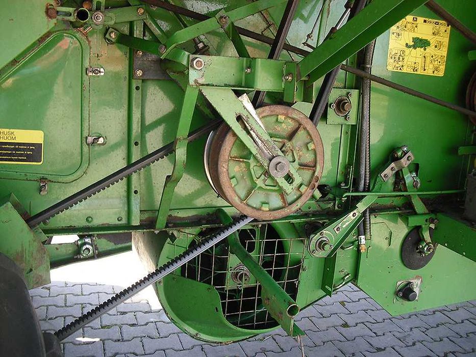 Зерноуборочный комбайн John Deere 1052